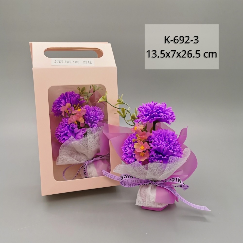 K-692-3 Szappanszegfű csokor virágtáskában