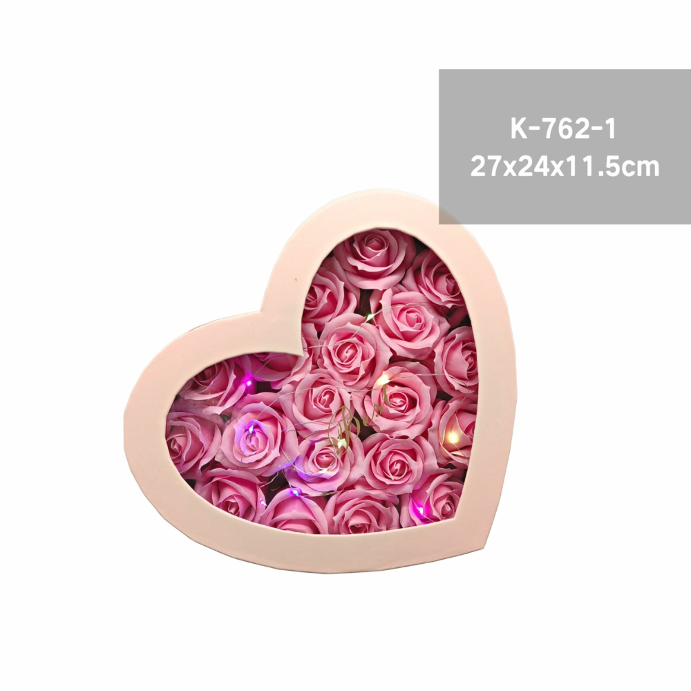 K-762-1 Szappanvirág szív alakú dobozban - LED-es